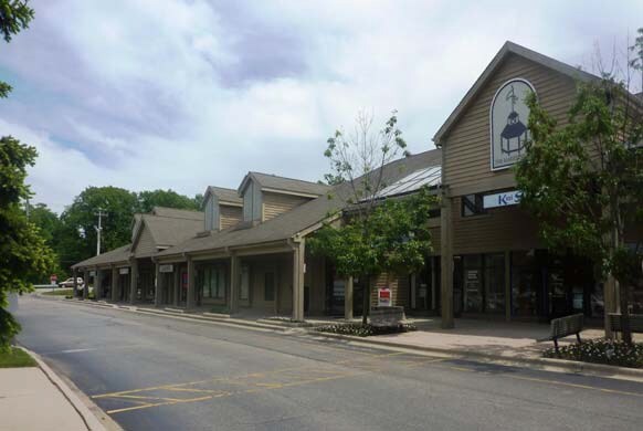 More Photos Of 5035-5075 Shoreline Rd, Lake Barrington General Retail For Lease