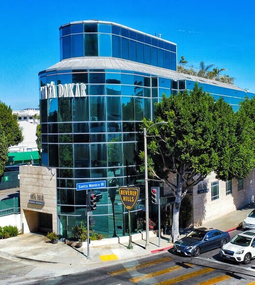 More Photos Of 9975 Santa Monica Blvd, Beverly Hills Loft Creative Space For Lease