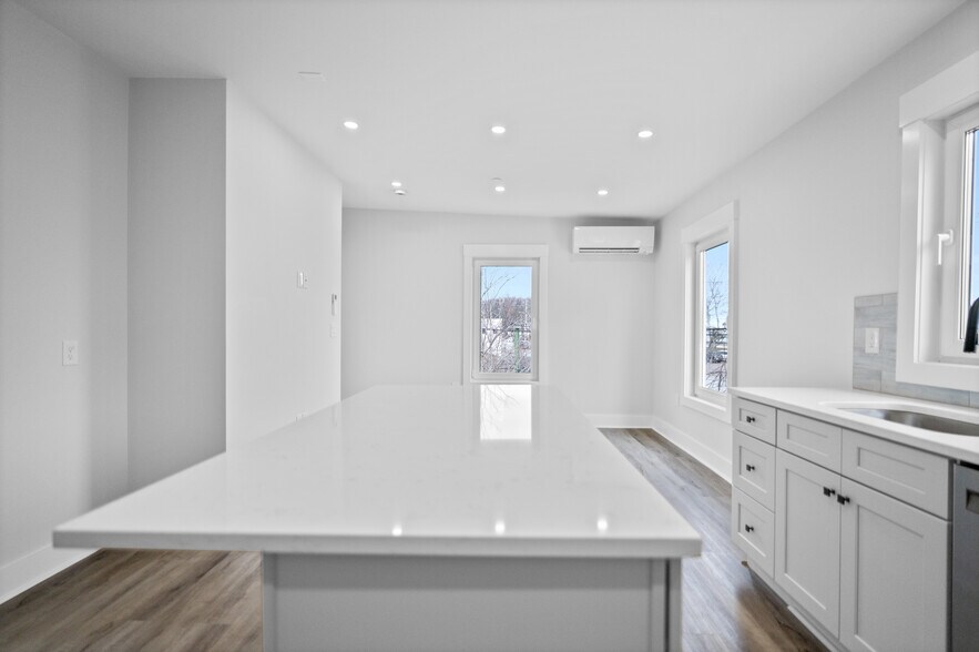 More Photos Of 6-8 Garfield Ave, Revere Apartments For Sale