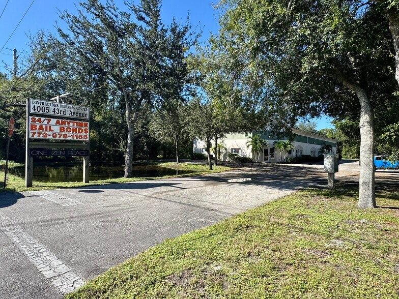 More Photos Of 4005 43rd Ave, Vero Beach Warehouse For Sale