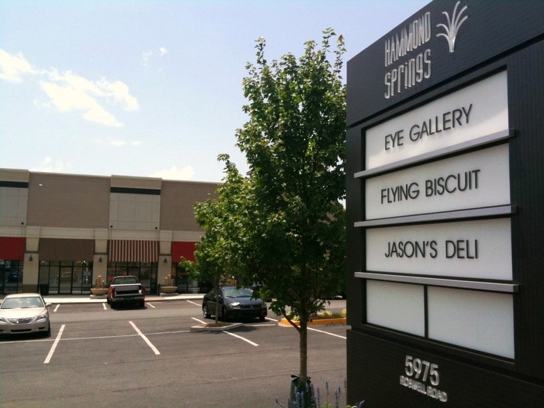 More Photos Of 5975 Roswell Rd NE, Sandy Springs Freestanding For Lease