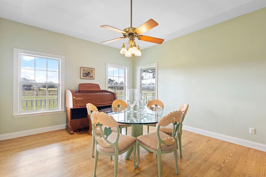 More Photos Of 42554 Maggie Jones Rd, Paisley Horse Stables For Sale