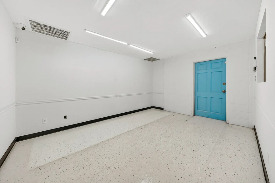 More Photos Of 1302-1308 Talbotton Rd, Columbus Flex For Sale