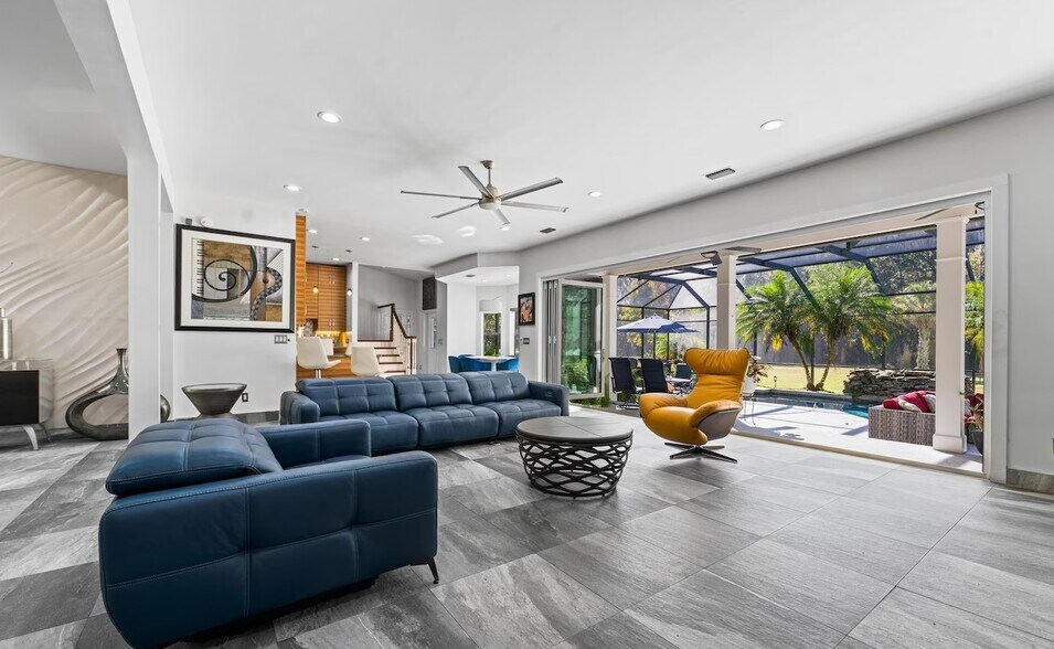 More Photos Of 3010 Starratt Rd, Jacksonville Office For Sale