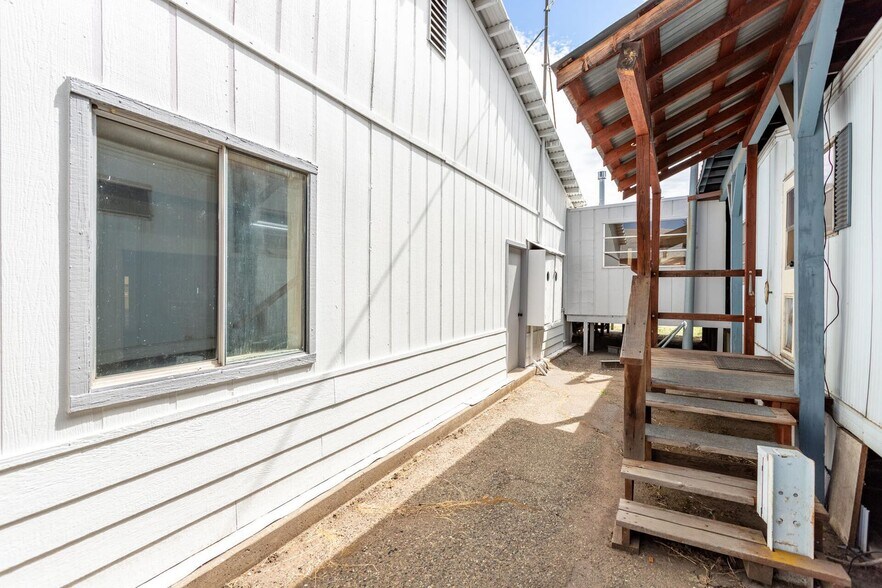 More Photos Of 37087 Main St, Burney Showroom For Sale