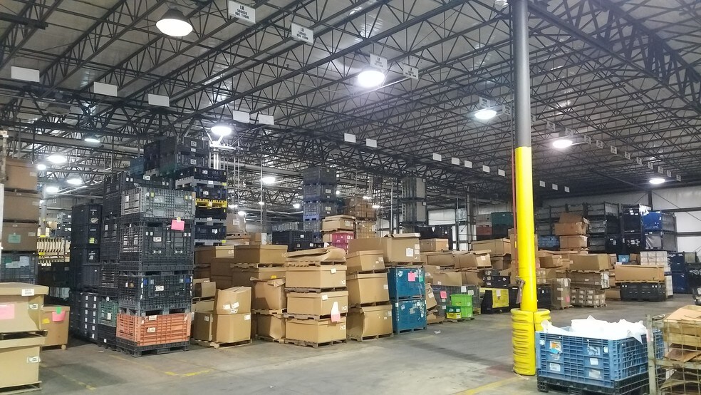 More Photos Of 535 W Linfoot St, Wauseon Warehouse For Lease
