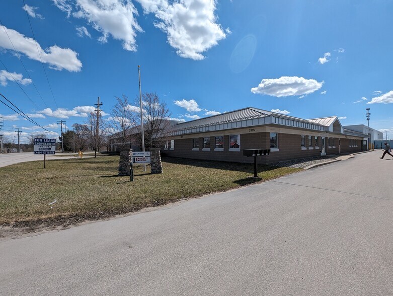 More Photos Of 2325 Sybrant Rd, Traverse City Warehouse For Sale