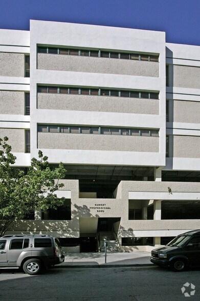 More Photos Of 6280 Sunset Dr, Miami Medical For Lease