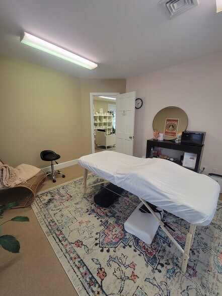 More Photos Of 683 Main St, Norwell Loft Creative Space For Lease