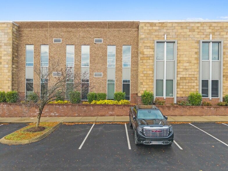 More Photos Of 2179 Edward Curd Ln, Franklin Loft Creative Space For Sale