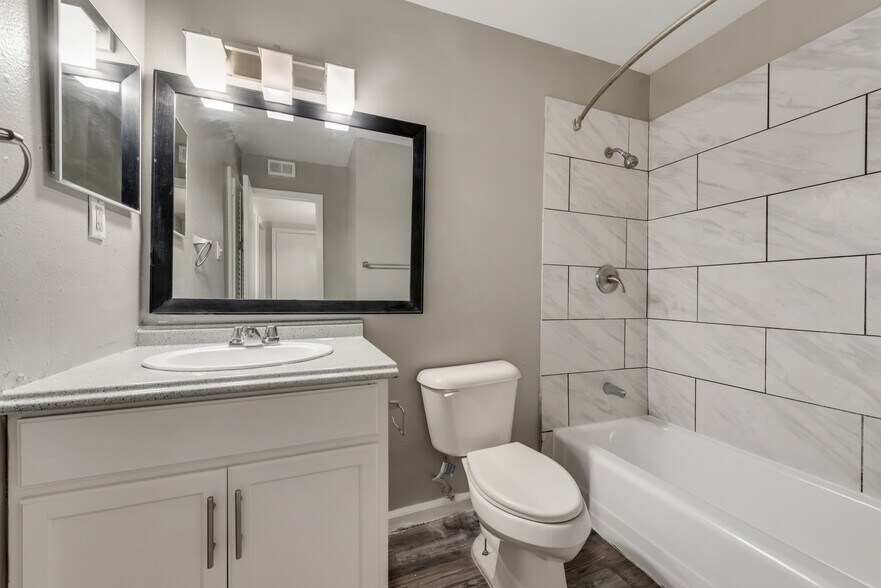 More Photos Of 3299 S Polk St, Dallas Apartments For Sale