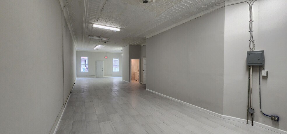 More Photos Of 1374 Flatbush Ave, Brooklyn Storefront Retail Residential For Lease