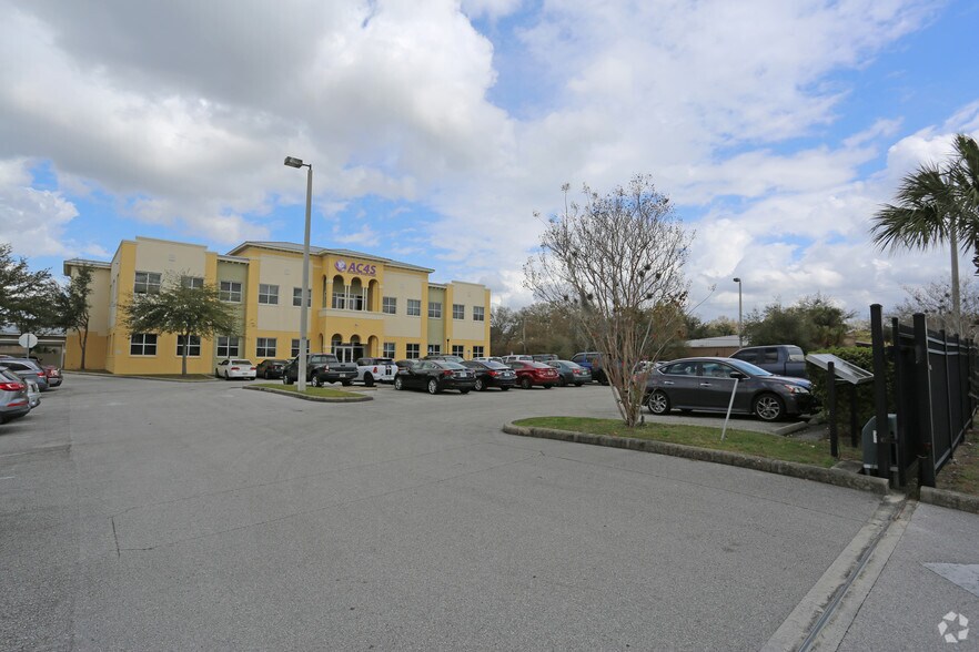 More Photos Of 4017 W Dr Martin Luther King Jr Blvd, Tampa Office For Sale