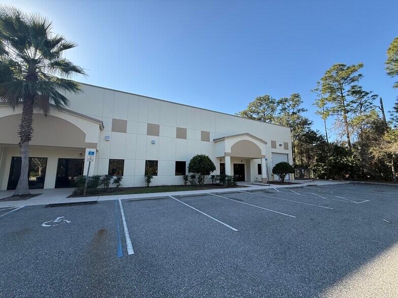 More Photos Of 1800 Concept Ct, Daytona Beach Light Manufacturing For Lease