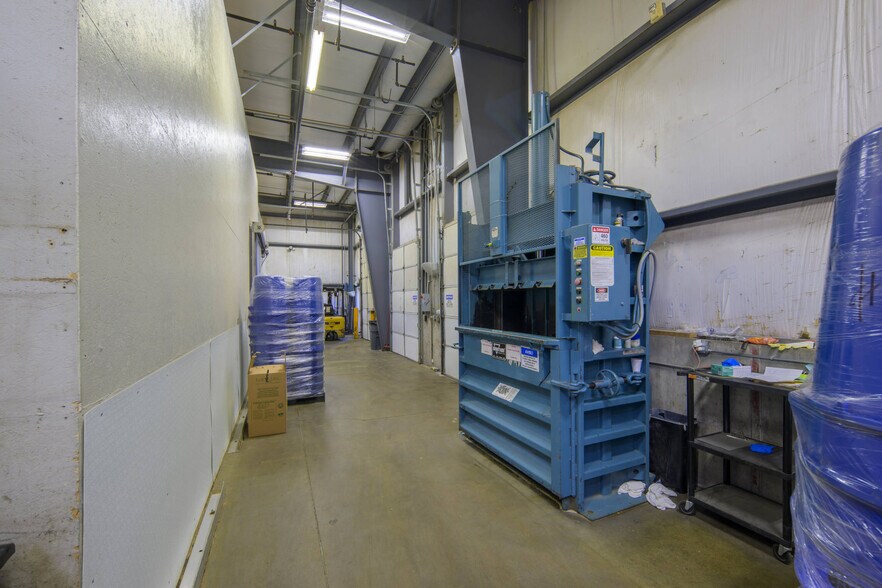 More Photos Of 855 McCormick Way, Layton Industrial For Sale