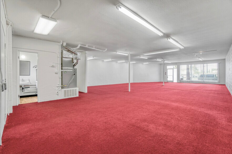 More Photos Of 21512-21516 Norwalk Blvd, Hawaiian Gardens General Retail For Sale