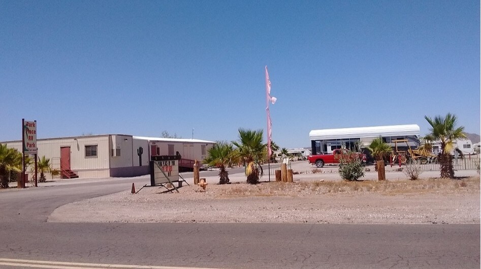 250 N Riggles Rd, Quartzsite, AZ 85346 Manufactured Housing Mobile