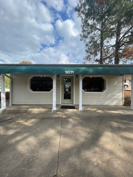 Primary Photo Of 1611 S Greenwood Ave, Fort Smith Office Residential For Sale