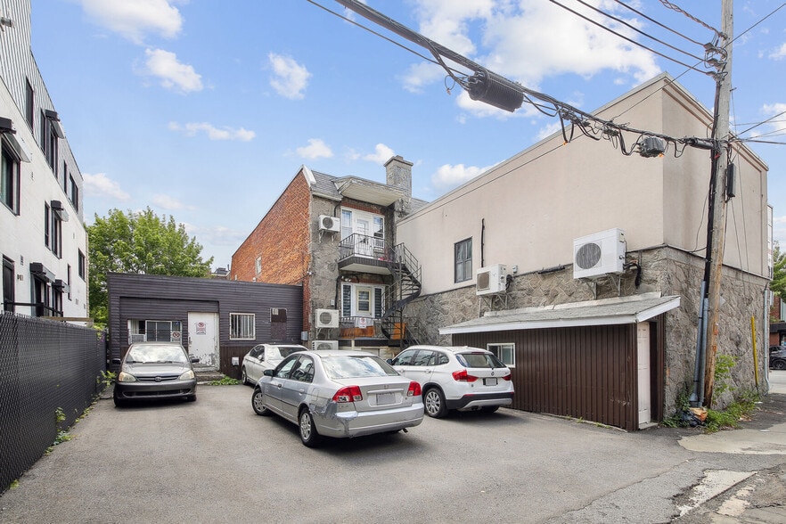 More Photos Of 170 Rue Jarry E, Montréal Storefront Retail Office For Lease