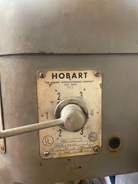 More Photos Of 102 5th St, Lincoln Restaurant For Sale