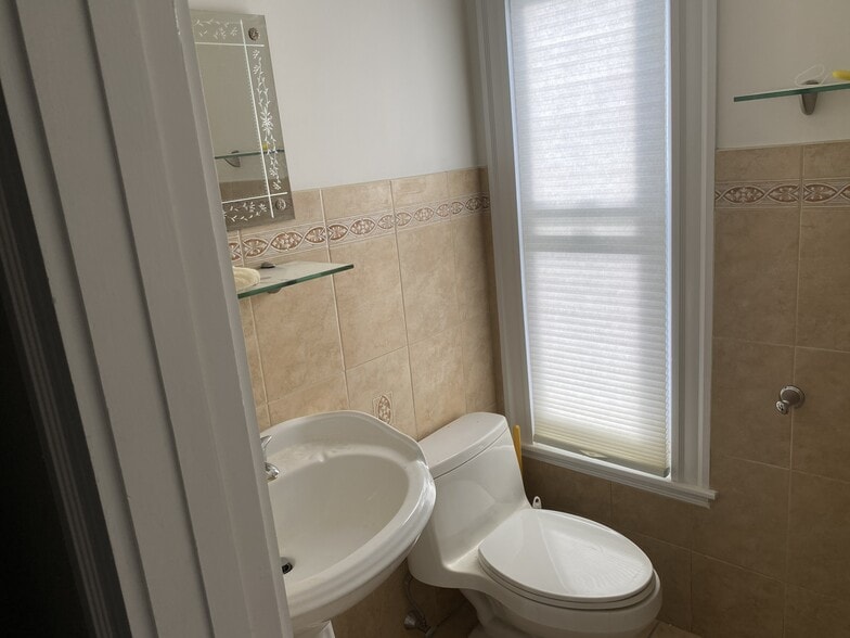 More Photos Of 8 White Ave, Chestnut Hill Multifamily For Sale