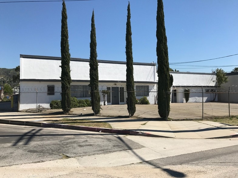 More Photos Of 7542 San Fernando Rd, Sun Valley Warehouse For Lease