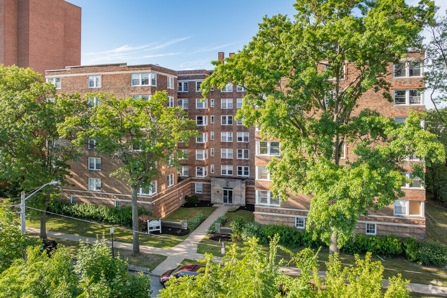 Primary Photo Of 12700 Shaker Blvd, Cleveland Apartments For Sale