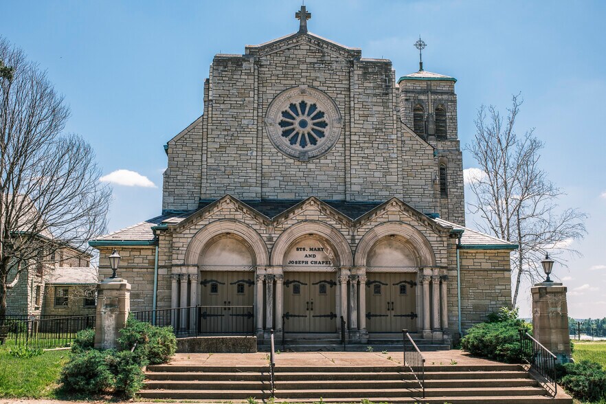 Primary Photo Of 6300 Minnesota Ave, Saint Louis Religious Facility For Sale
