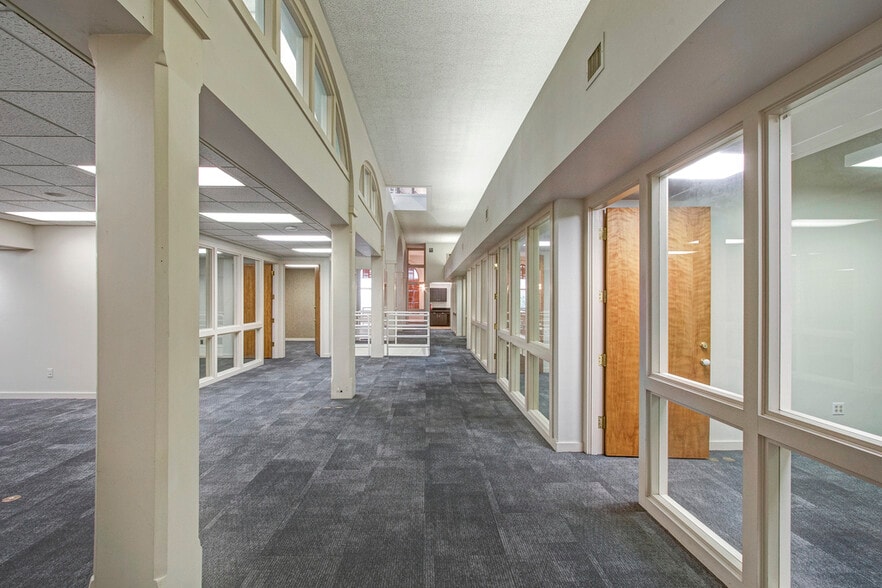 More Photos Of 712 Congress Ave, Austin Loft Creative Space For Sale