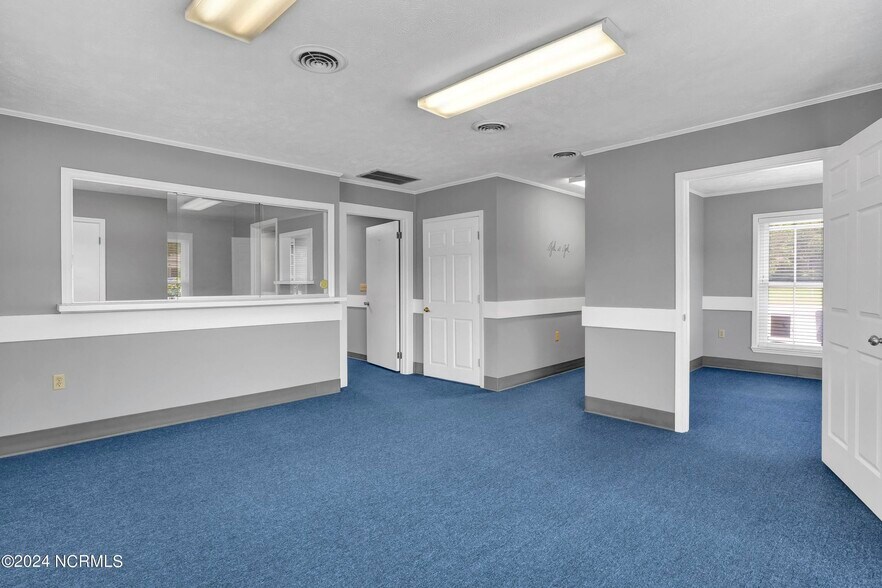 More Photos Of 333 Jefferson St, Whiteville Office For Sale