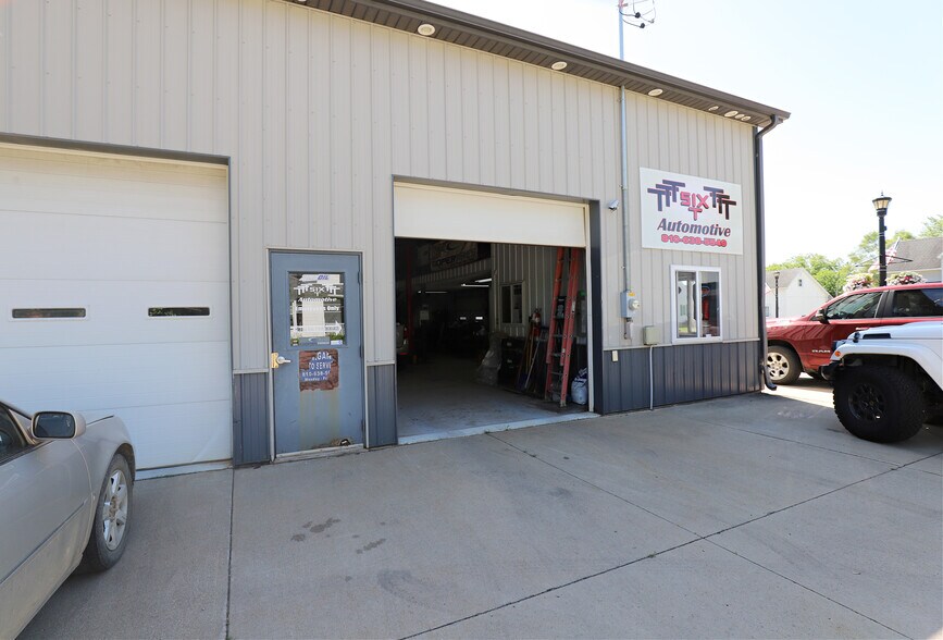 More Photos Of 9449 Genesee St, New Lothrop Auto Repair For Sale