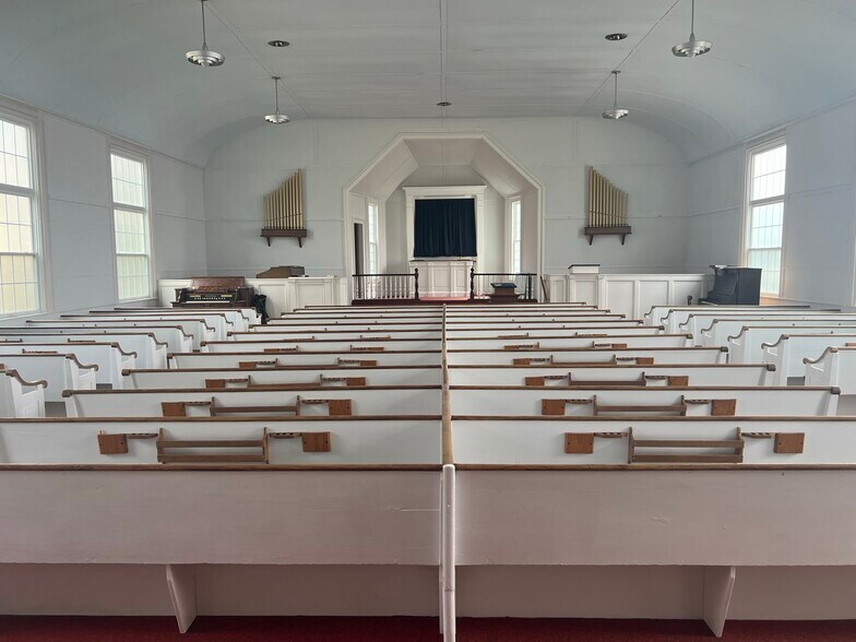 More Photos Of 4 Sawyer st, Phillips Religious Facility For Sale