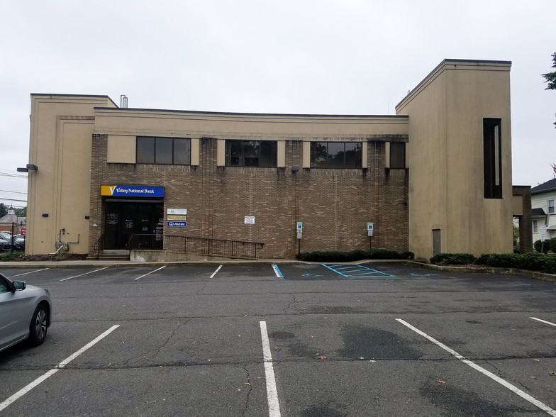 More Photos Of 405 Rochelle Ave, Rochelle Park Office For Lease