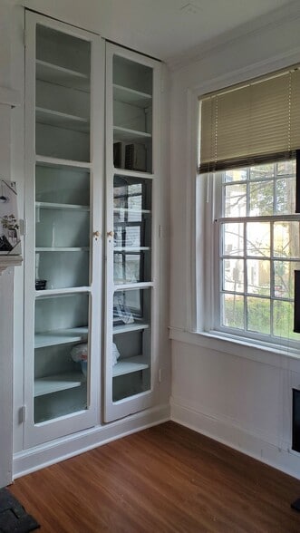 More Photos Of 23 E Market St, Leesburg Loft Creative Space For Lease