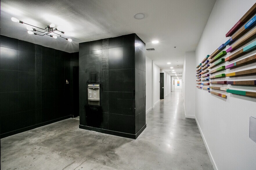 More Photos Of 4245 S Grand Canyon Dr, Las Vegas General Retail For Lease