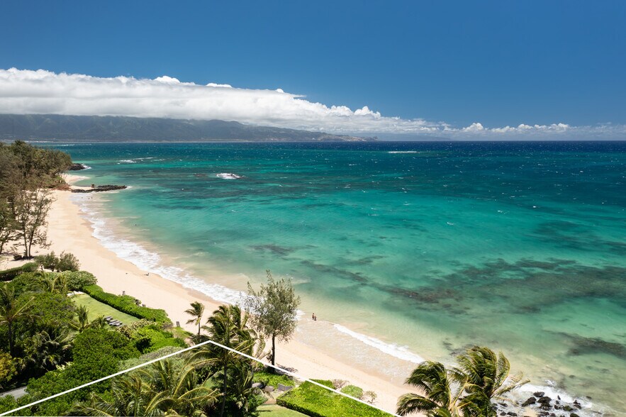 More Photos Of 65 Hana Hwy, Paia Restaurant For Lease