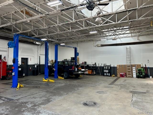 More Photos Of 1212 Abbott Rd, Buffalo Auto Dealership For Lease