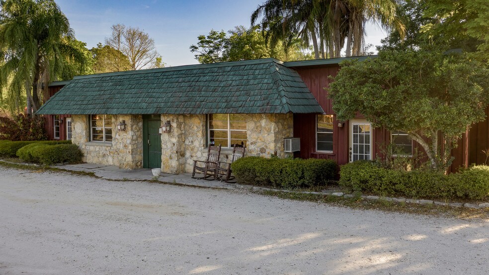 More Photos Of 12500 State Road 33, Groveland Restaurant For Sale