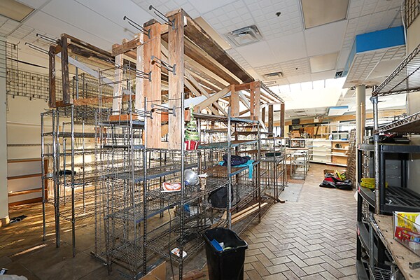More Photos Of 10909 Rockaway Blvd, South Ozone Park Storefront For Lease