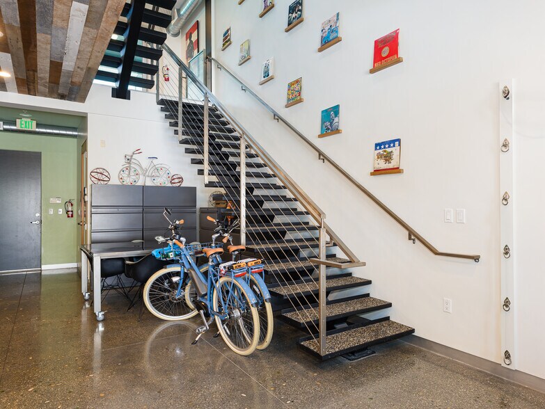 More Photos Of 215-237 California St, El Segundo Loft Creative Space For Lease