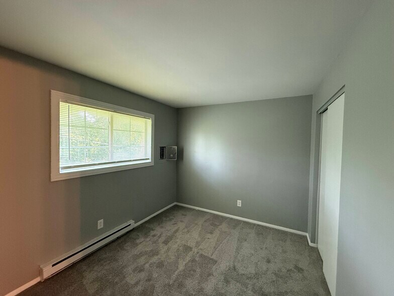 More Photos Of 8712-8804 Dayton Oxford Rd, Franklin Apartments For Sale