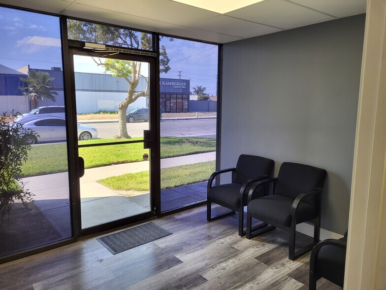 More Photos Of 9041 Bermudez St, Pico Rivera Manufacturing For Lease