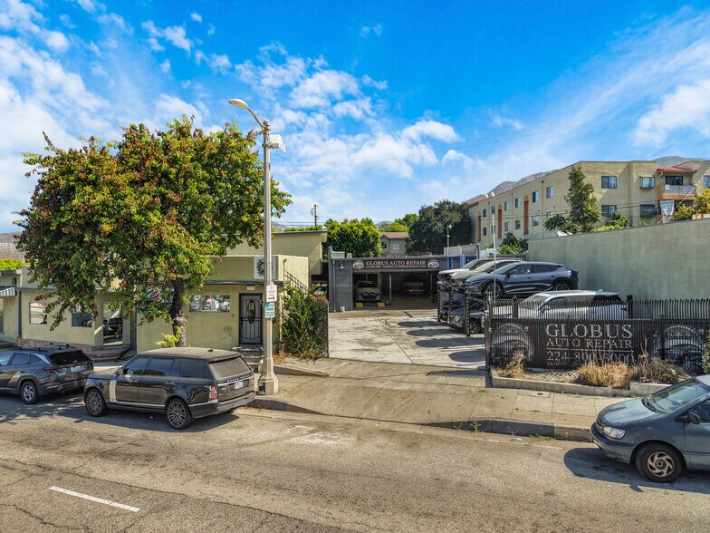 More Photos Of 7151-7157 Foothill Blvd, Tujunga Auto Repair For Sale