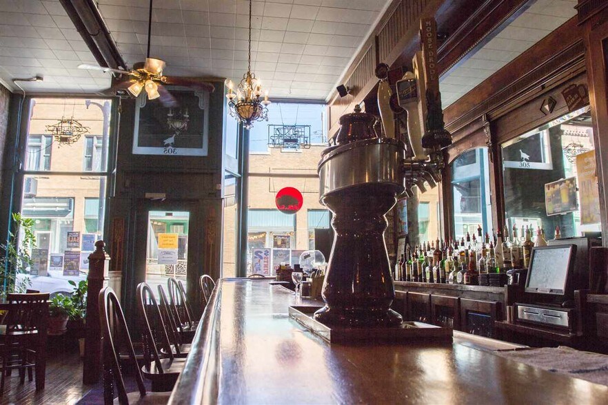 More Photos Of 305 W Main St, Lead Restaurant For Sale