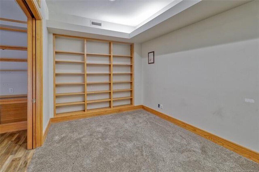 More Photos Of 111-117 S Main St, Eufaula Office For Sale