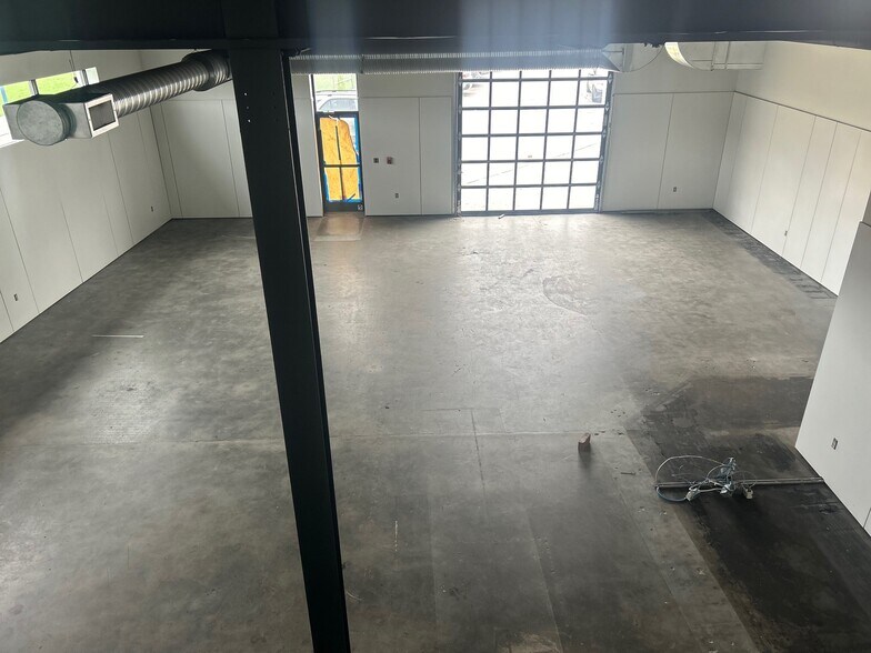 More Photos Of 127 Marginal Way, Portland Freestanding For Lease