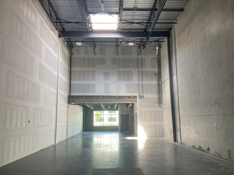 More Photos Of 19476 34A Av, Surrey Warehouse For Sale