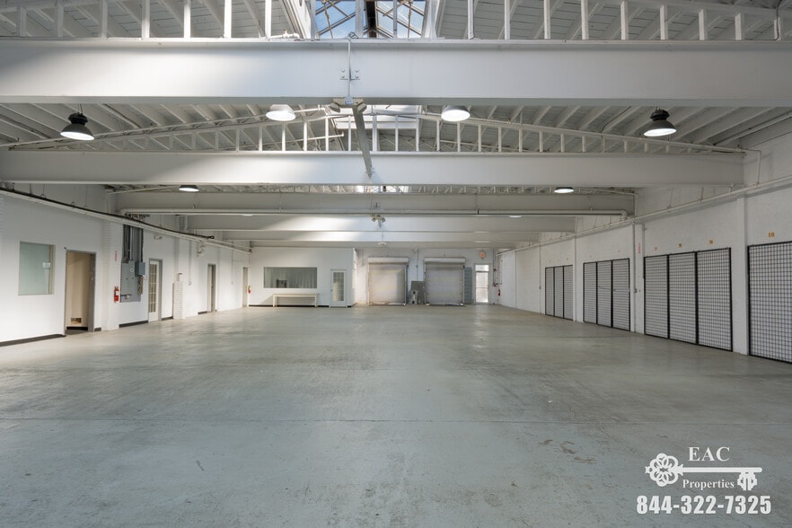 More Photos Of 482 Glenbrook Rd, Stamford Manufacturing For Lease