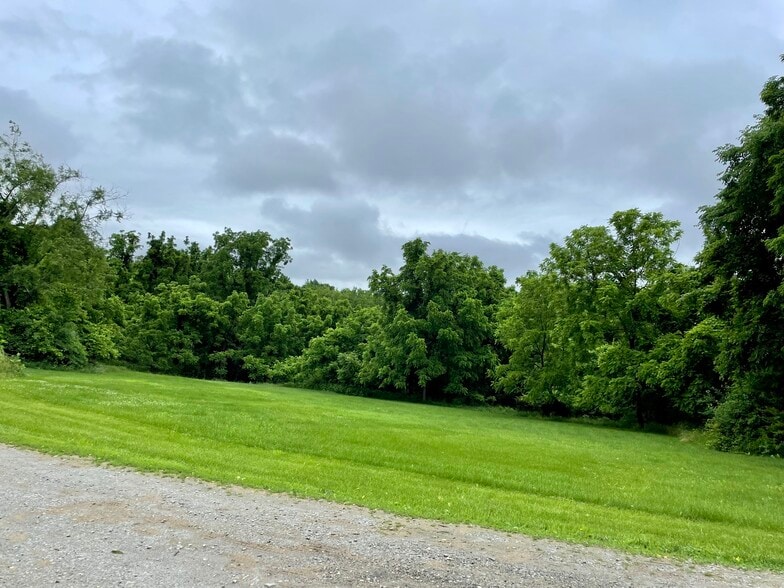 More Photos Of 1027 Locust Ave, Washington Land For Sale