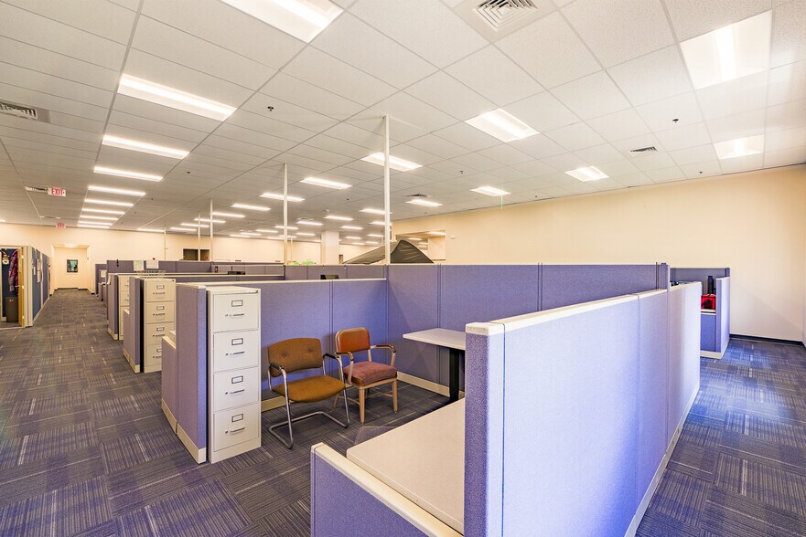 More Photos Of 1705 Route 202 Hwy, Winthrop Warehouse For Lease